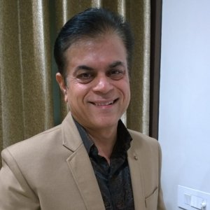 Mr. Naresh Piplani